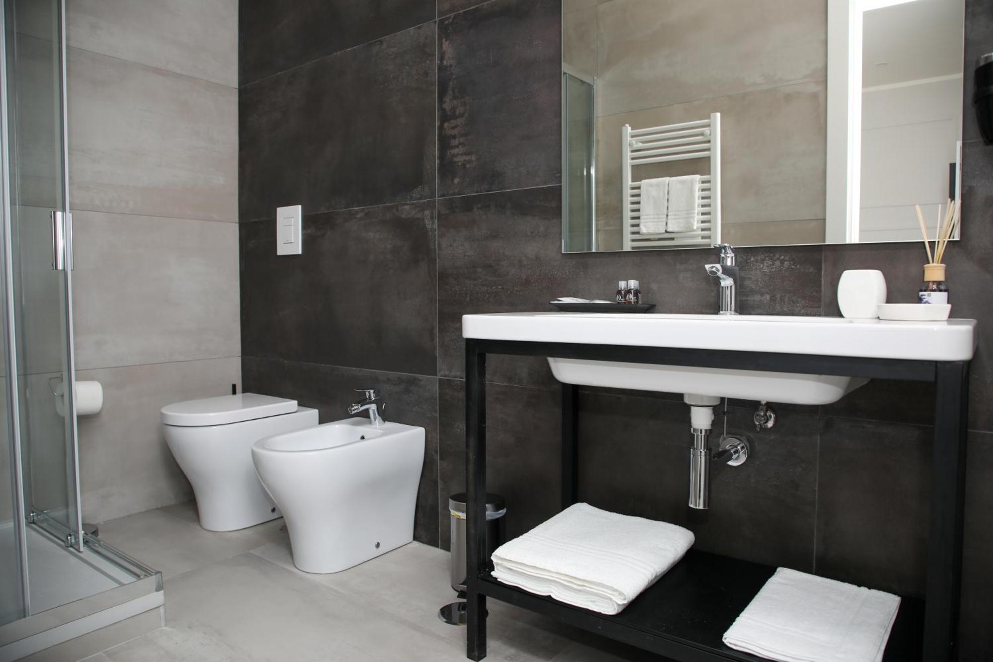 סלרנו Principessa Isabella Luxury Rooms מראה חיצוני תמונה