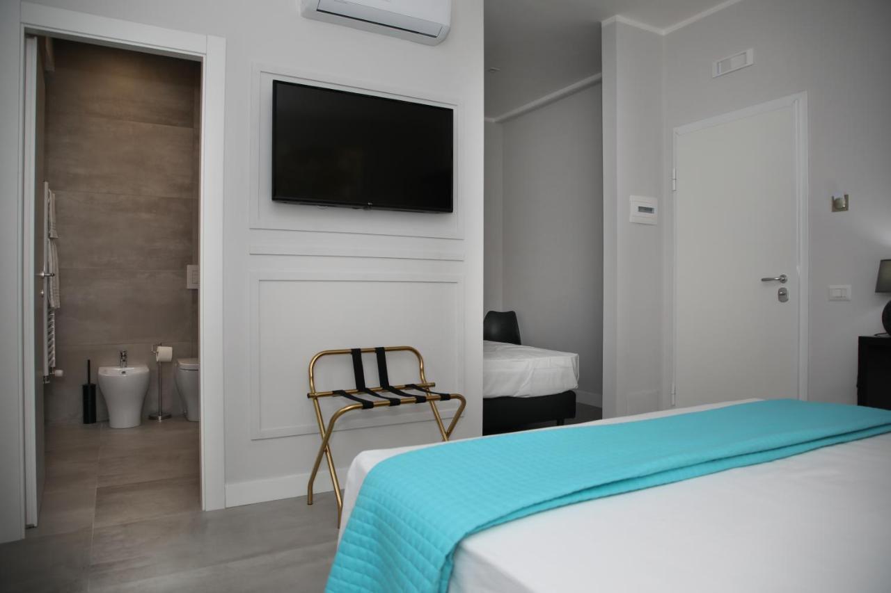סלרנו Principessa Isabella Luxury Rooms מראה חיצוני תמונה