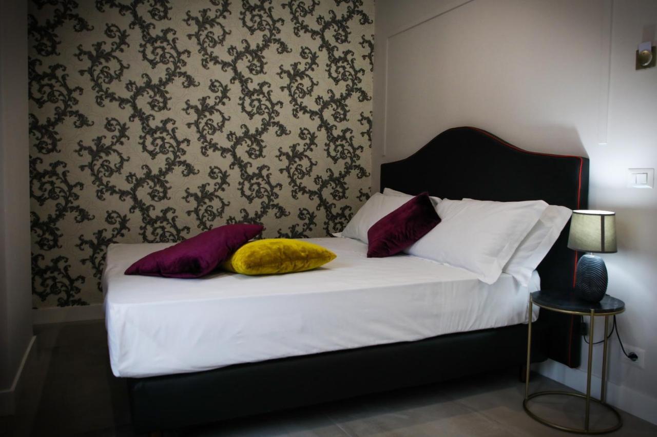 סלרנו Principessa Isabella Luxury Rooms מראה חיצוני תמונה